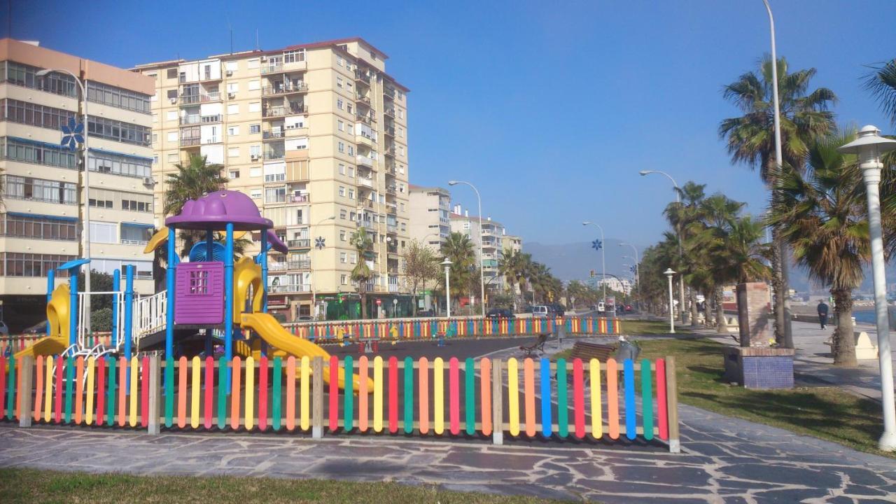 Bonito apartamento céntrico y cerca de la playa. Málaga Exterior foto