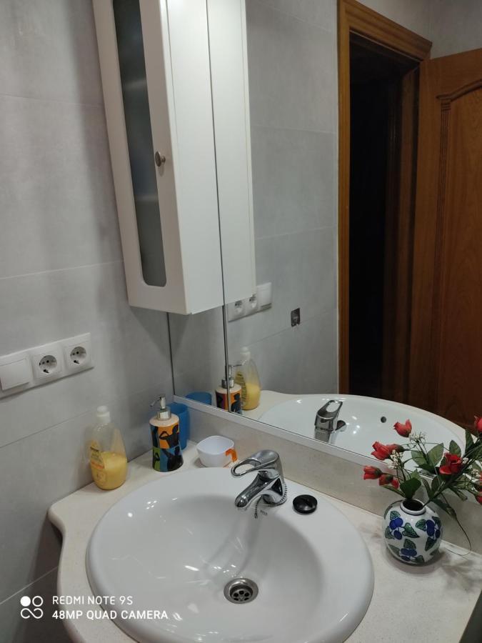Bonito apartamento céntrico y cerca de la playa. Málaga Exterior foto